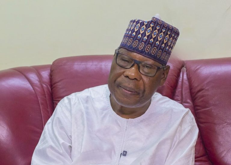 Convocation de Boni Yayi et du duo LD à la police judiciaire