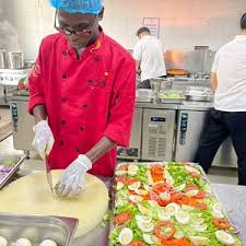 Forbes Afrique / Cuisine : le Chef Delphin AGBETOGAN parmi les jeunes Africains les plus influents